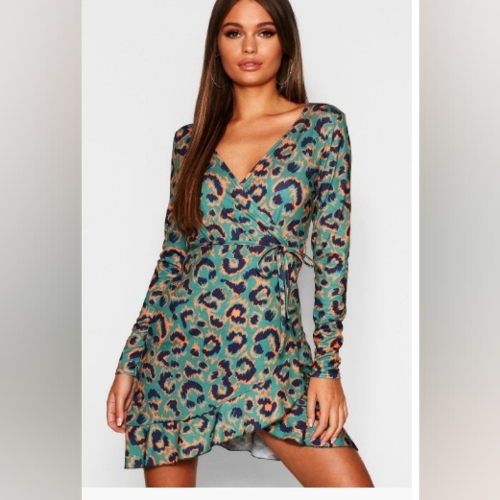 Boohoo Animal Print Asymmetrical Wrap Dress US 4